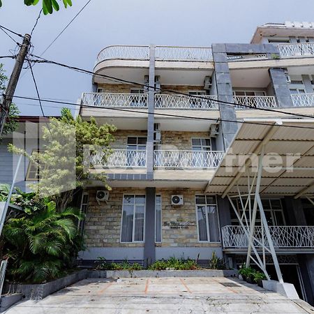 De Malang Sweet Homestay Syariah Mitra Reddoorz ภายนอก รูปภาพ