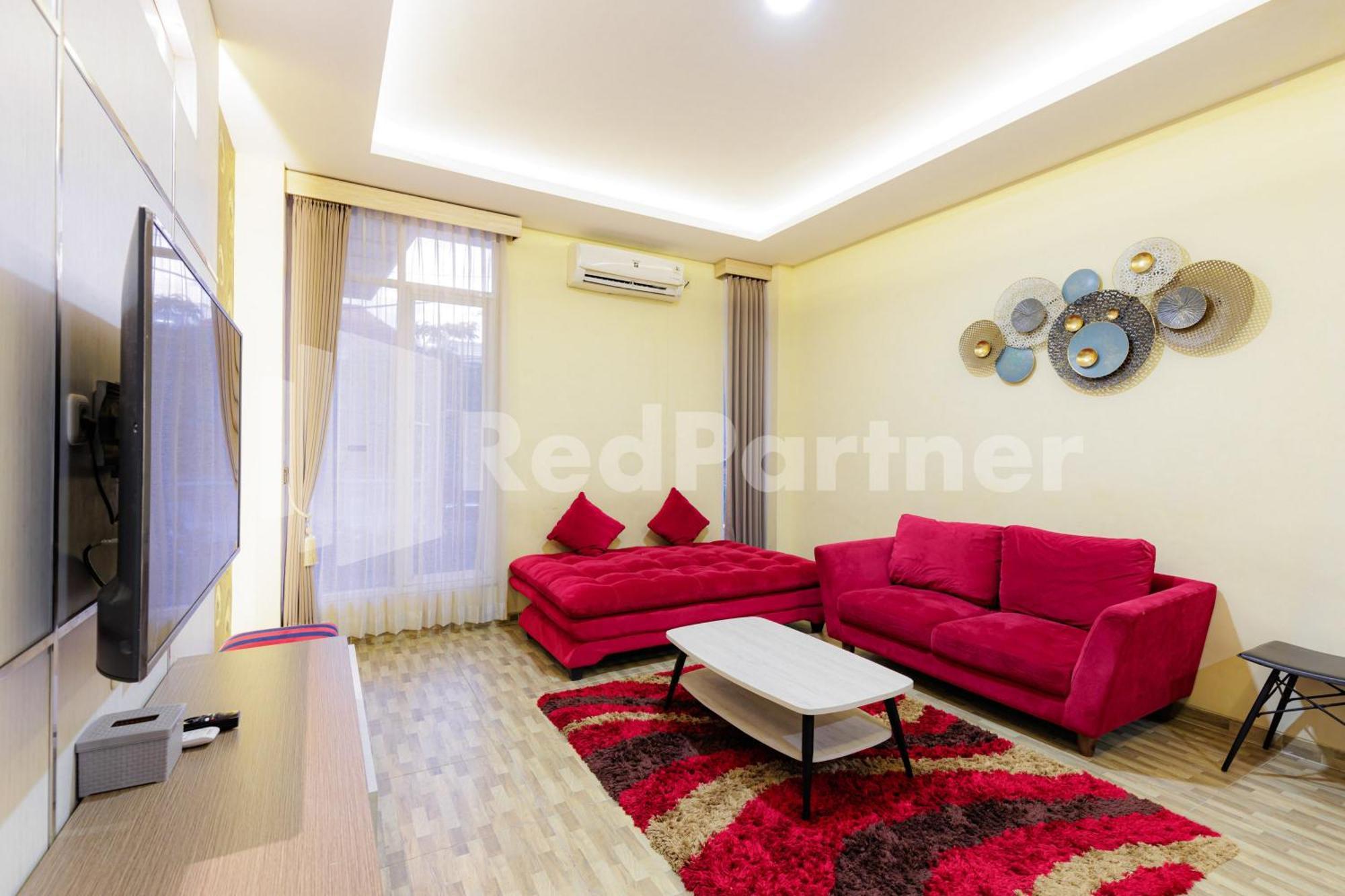 De Malang Sweet Homestay Syariah Mitra Reddoorz ภายนอก รูปภาพ