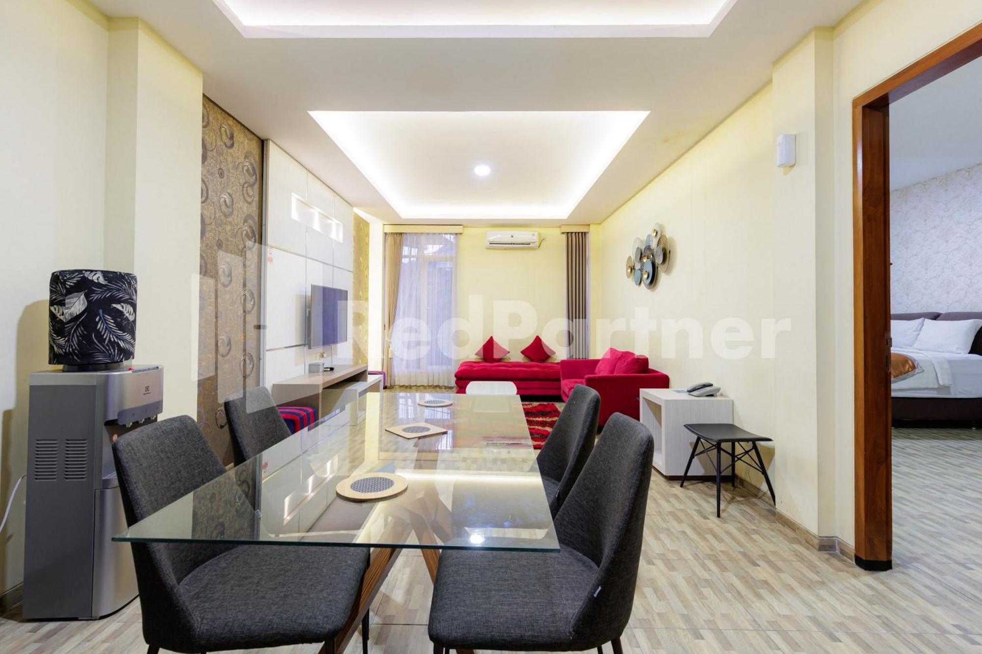 De Malang Sweet Homestay Syariah Mitra Reddoorz ภายนอก รูปภาพ