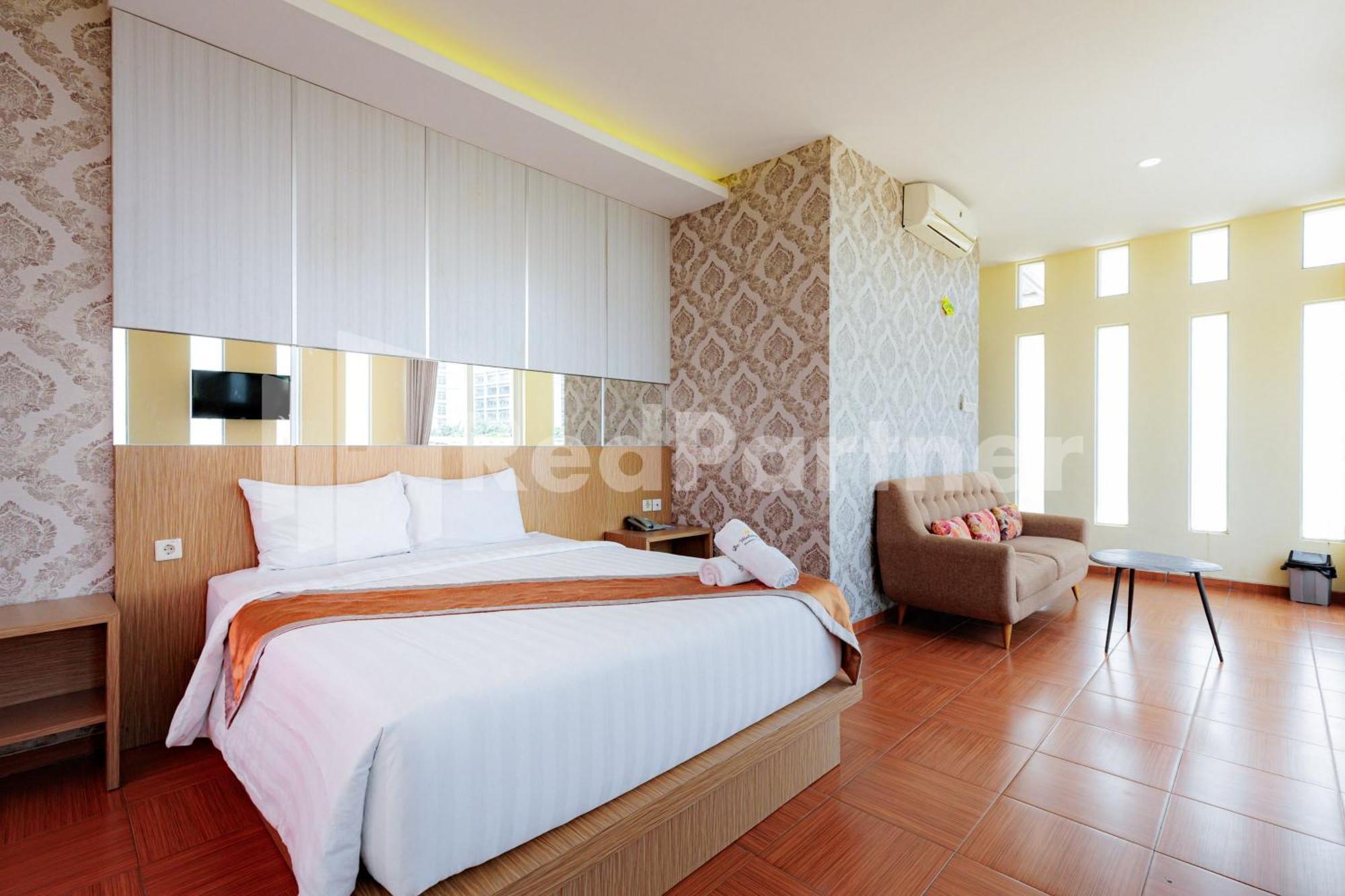 De Malang Sweet Homestay Syariah Mitra Reddoorz ภายนอก รูปภาพ