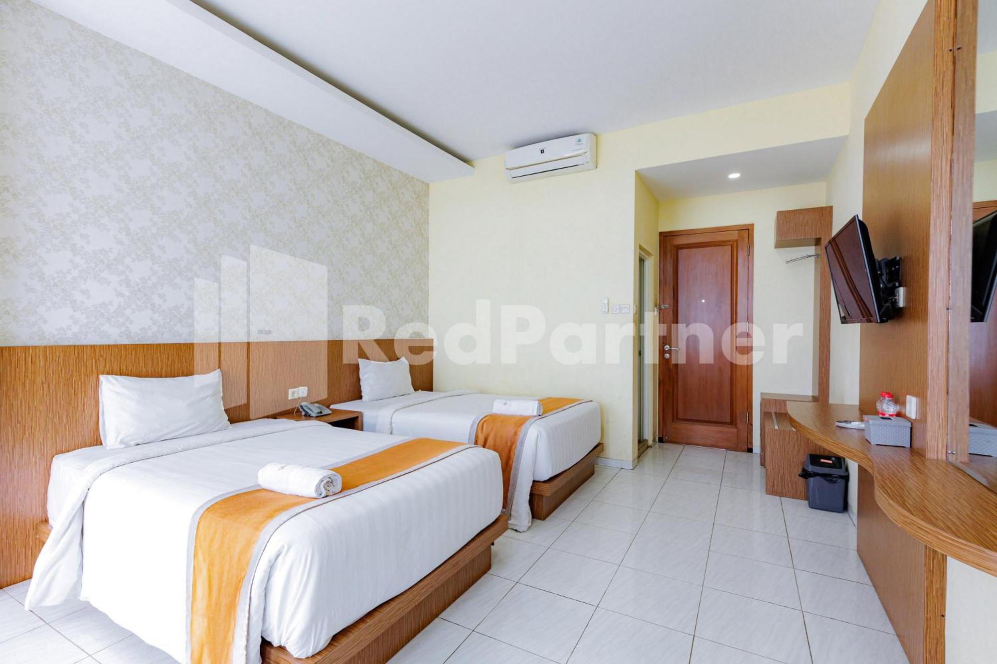 De Malang Sweet Homestay Syariah Mitra Reddoorz ภายนอก รูปภาพ