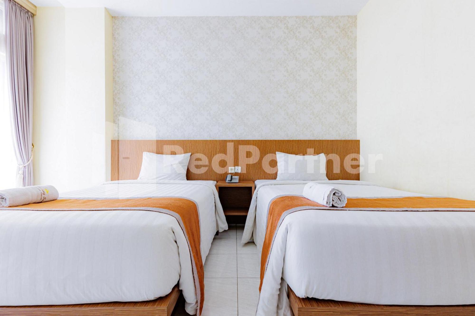 De Malang Sweet Homestay Syariah Mitra Reddoorz ภายนอก รูปภาพ