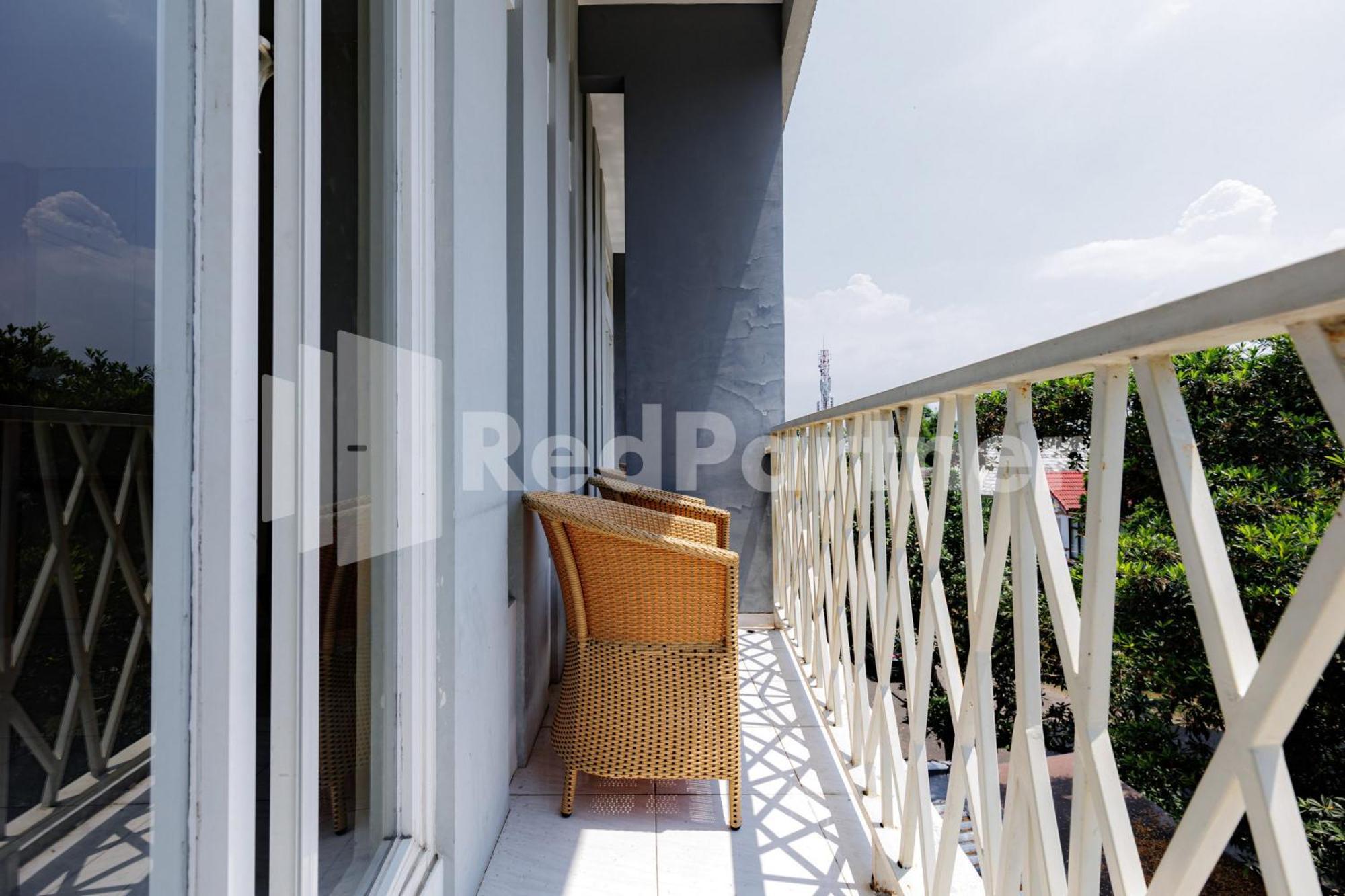 De Malang Sweet Homestay Syariah Mitra Reddoorz ภายนอก รูปภาพ