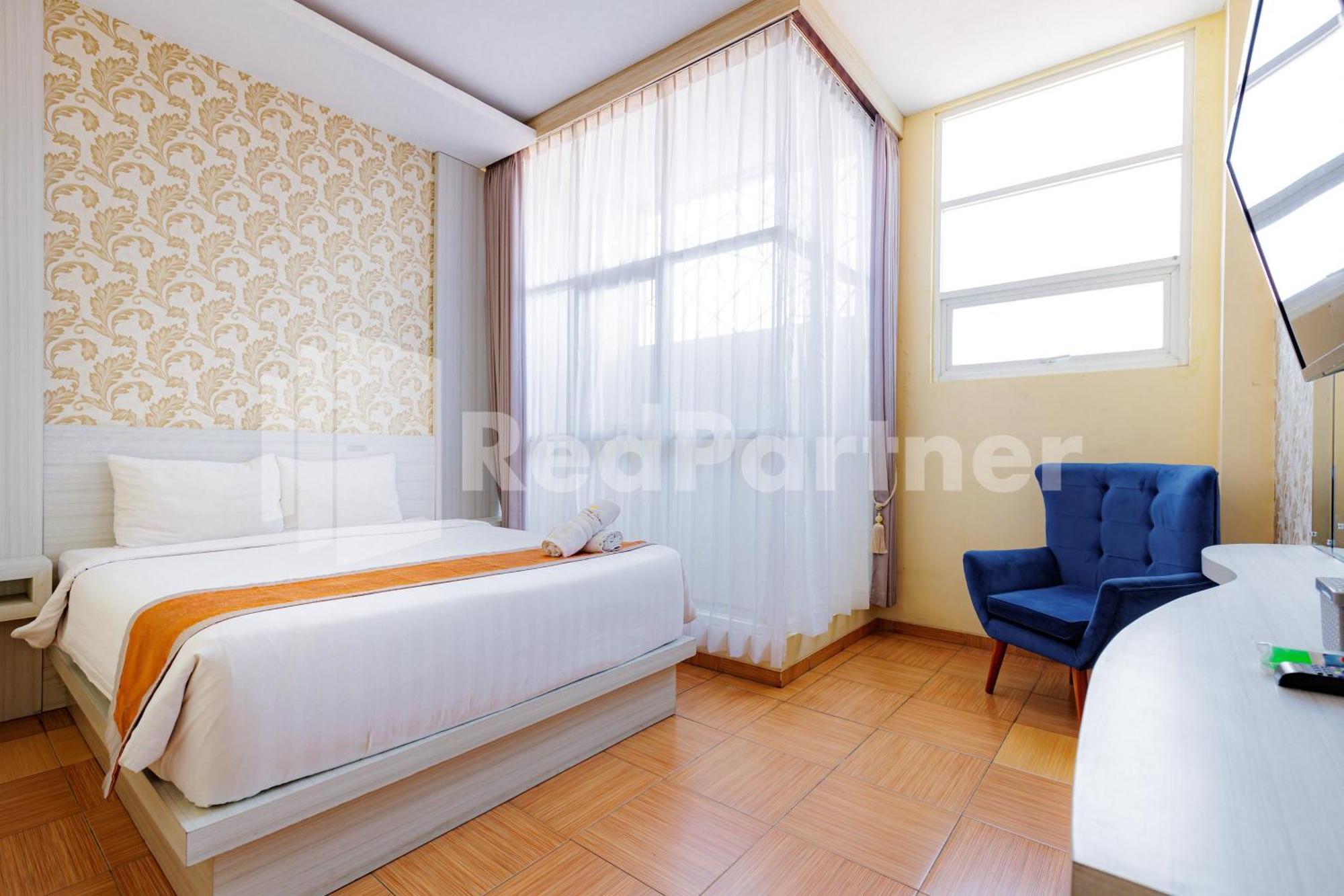 De Malang Sweet Homestay Syariah Mitra Reddoorz ภายนอก รูปภาพ