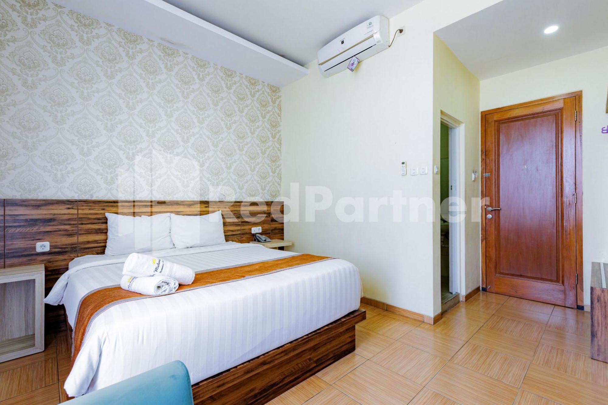 De Malang Sweet Homestay Syariah Mitra Reddoorz ภายนอก รูปภาพ
